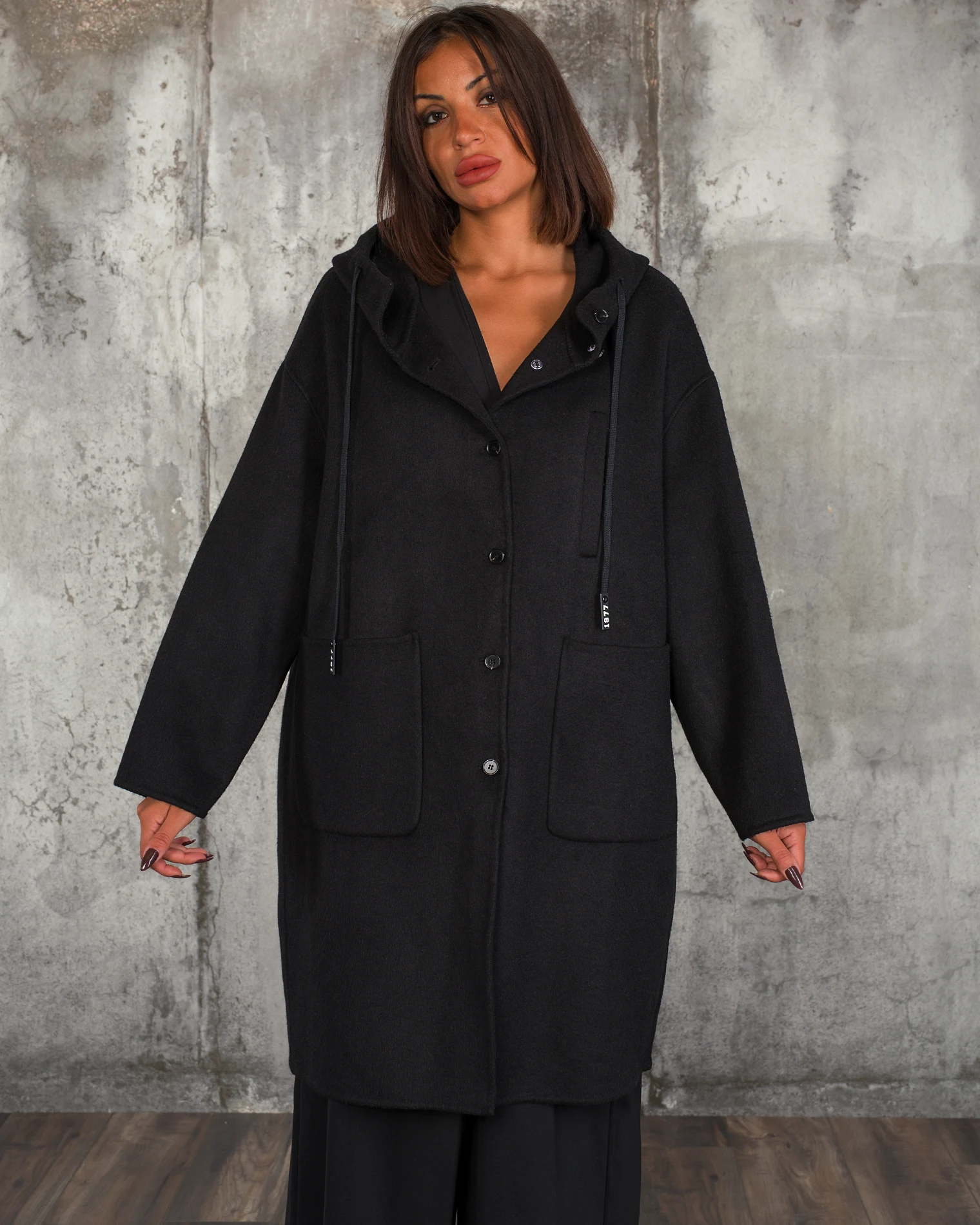 Palton Shadow, Negru