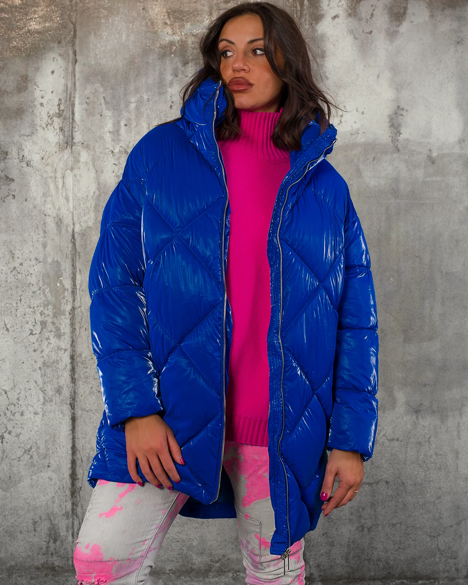 Яке Icebreaker, Син Цвят