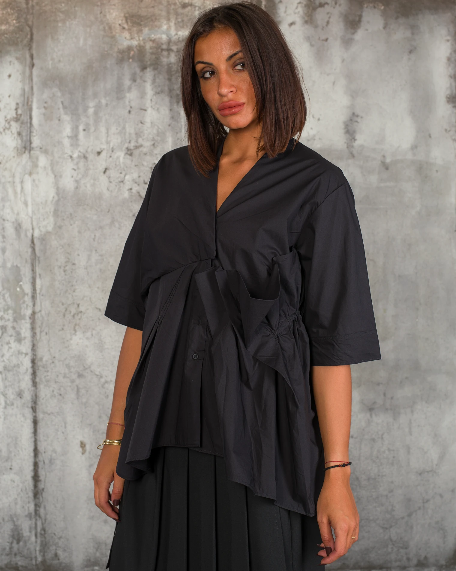Camasa In Love, Neagra