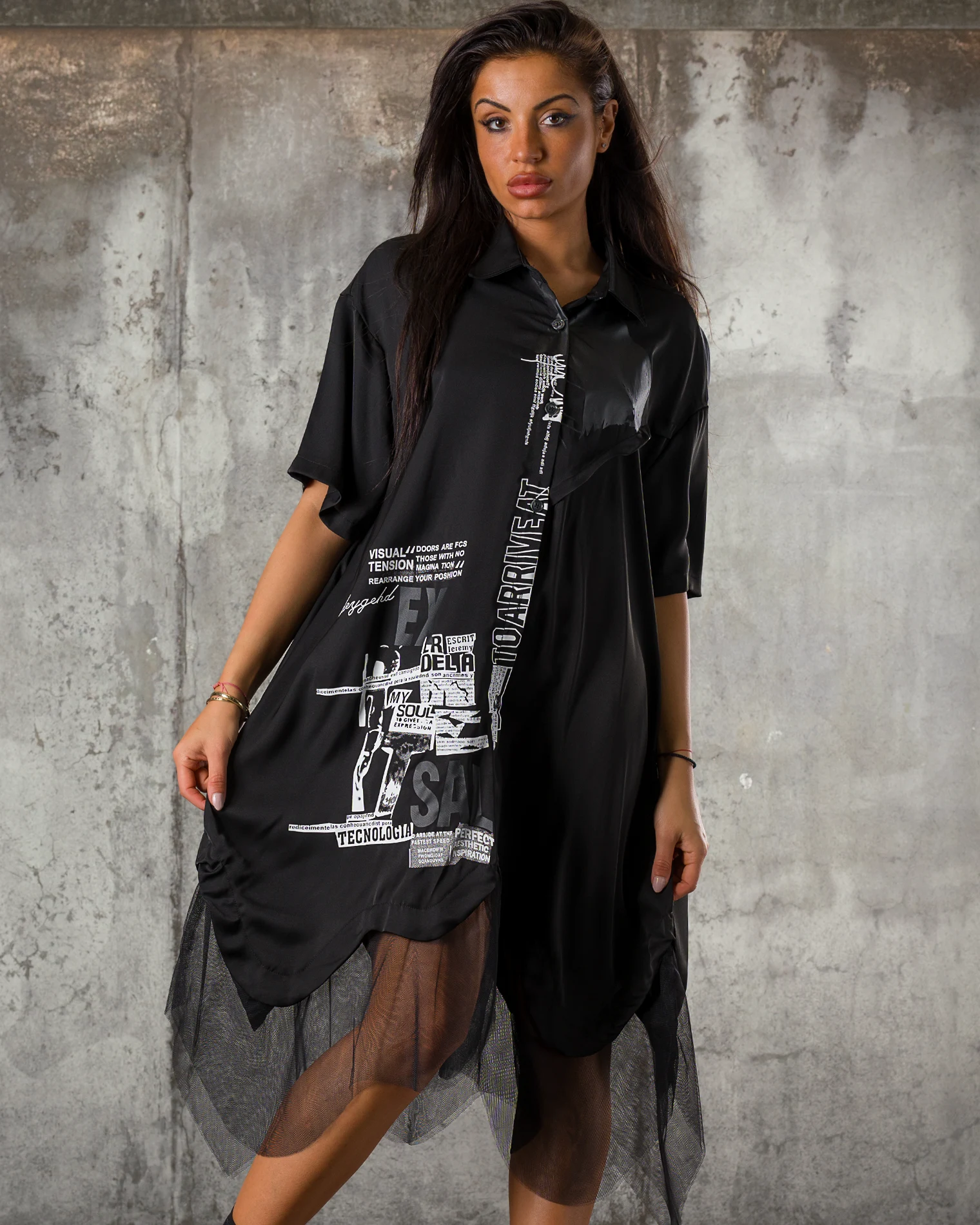 Rochie Wanderlust, Negra
