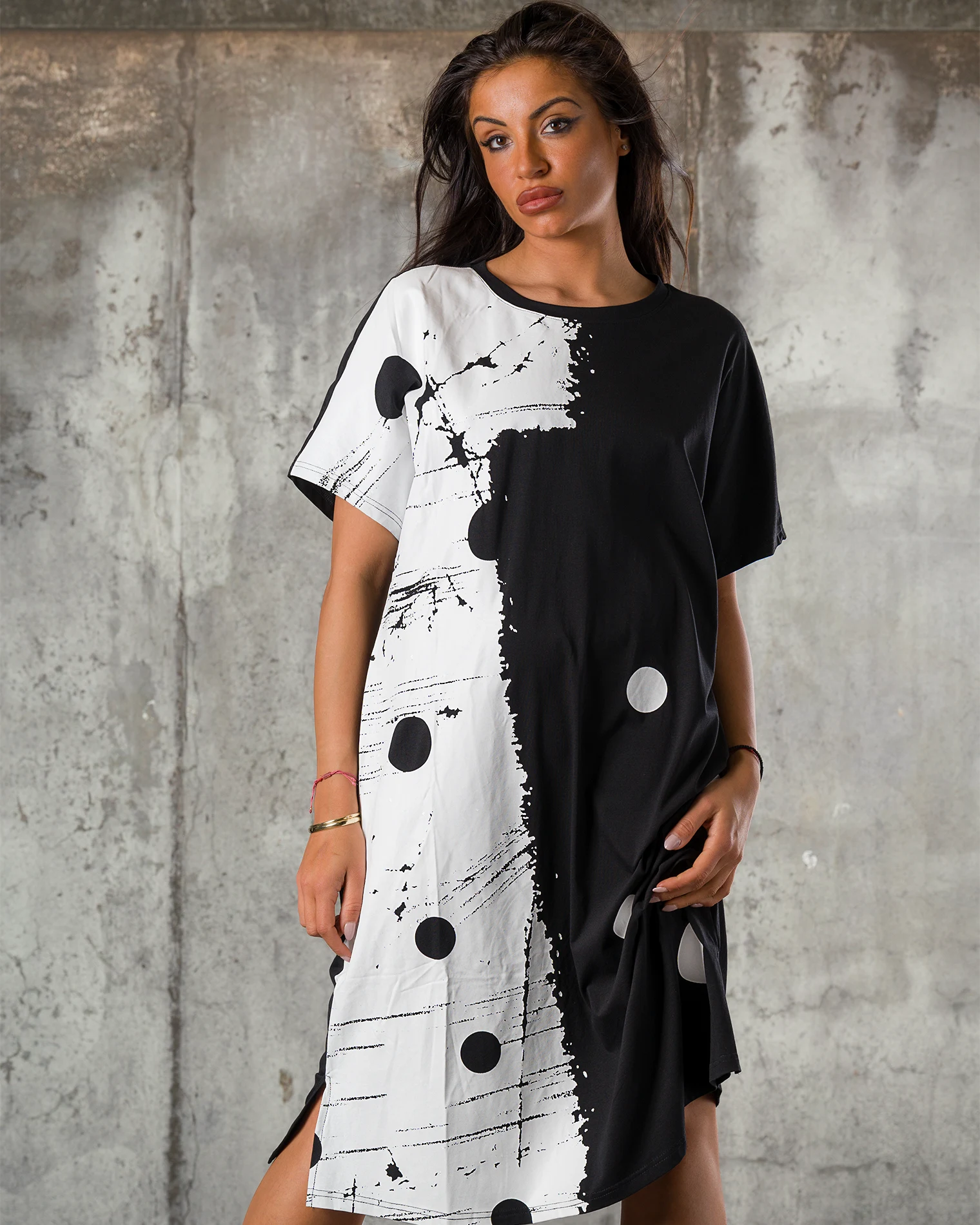 Rochie Graphics, Neagra