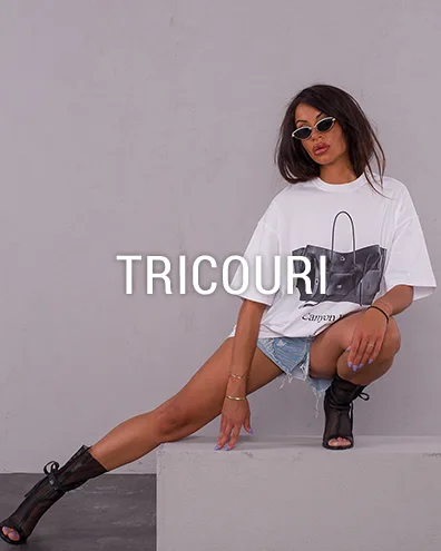 Tricouri