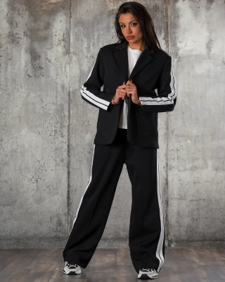 Compleu I Mean Business, Culoare negru