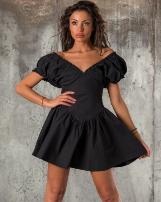 Rochie Right Now, Culoare negru
