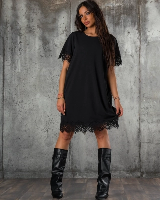 Rochie Stronger, Culoare negru