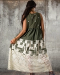 Rochie Toni, Military