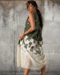 Rochie Toni, Military
